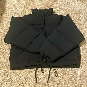 NWT Women’s Wild Fable Cropped Bubble Jacket